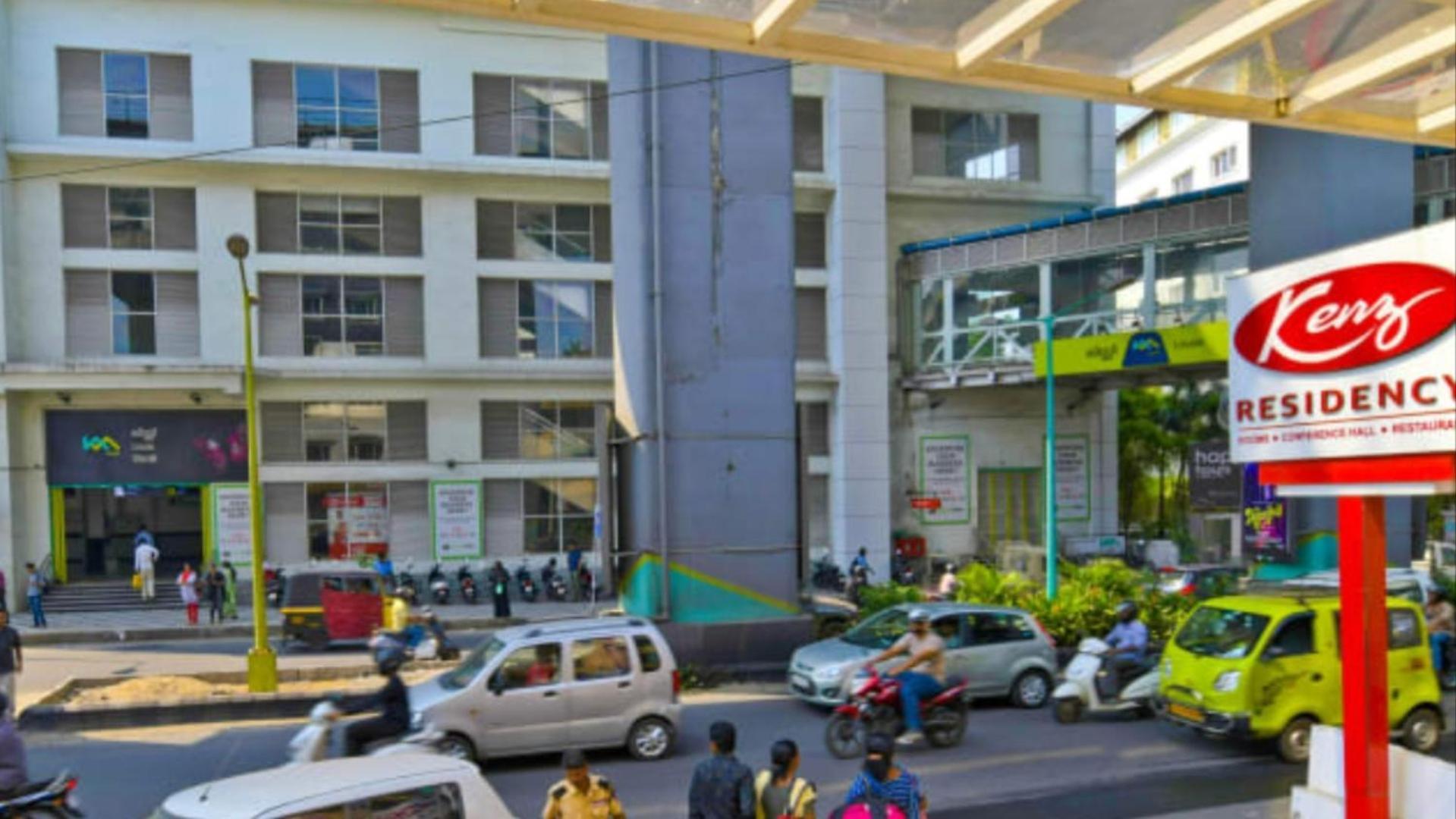 Kenz Residency Hotel Kochi ภายนอก รูปภาพ