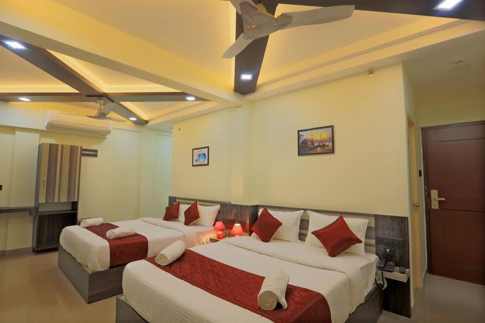 Kenz Residency Hotel Kochi ภายนอก รูปภาพ